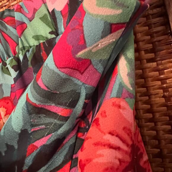 Show Me Your MuMu Flirt Skirt Hawaiian Floral Midi Skirt Size Medium - Picture 5 of 8